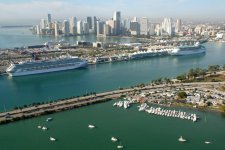 3 GC cruise ships aerial.jpg