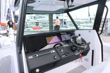 27 29 CCX Simrad Ultrawide.JPG