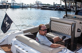 29 390 roger relax on own boat.jpg